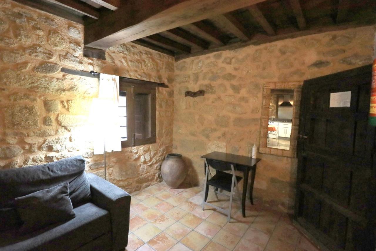 Apartamentos Rurales Spa Casa De Los Escudos Valverde de la Vera Exteriör bild