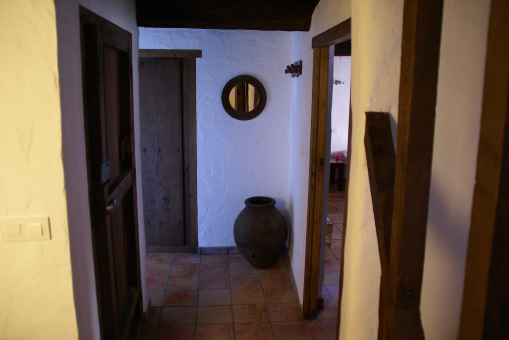 Apartamentos Rurales Spa Casa De Los Escudos Valverde de la Vera Exteriör bild