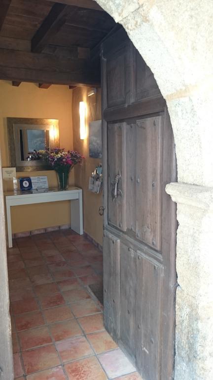 Apartamentos Rurales Spa Casa De Los Escudos Valverde de la Vera Exteriör bild